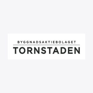 Klisterdekal logotype med vit botten 210 x 70 mm.